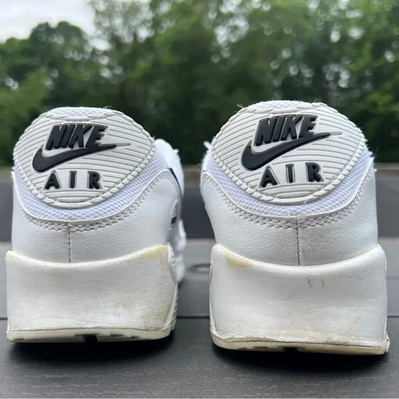 Nike Air Max Classic White and Black Sneakers - Picture 4 of 6